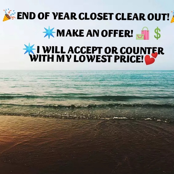 Alanna's Poshmark Closet  *Like this post! - Picture 4 of 8